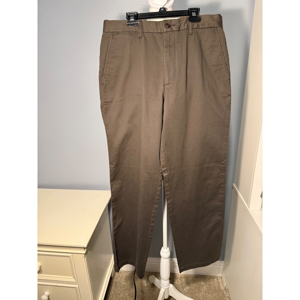 Dockers D3 Classic Fit Brown Chino Pants Mens 32x32 Cotton Flat Front Khakis